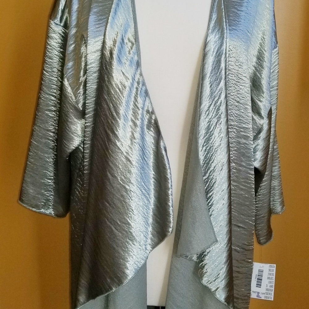 BRAND NEW LulaRoe Shirley Kimono Green Large NWT - Picture 3 of 7